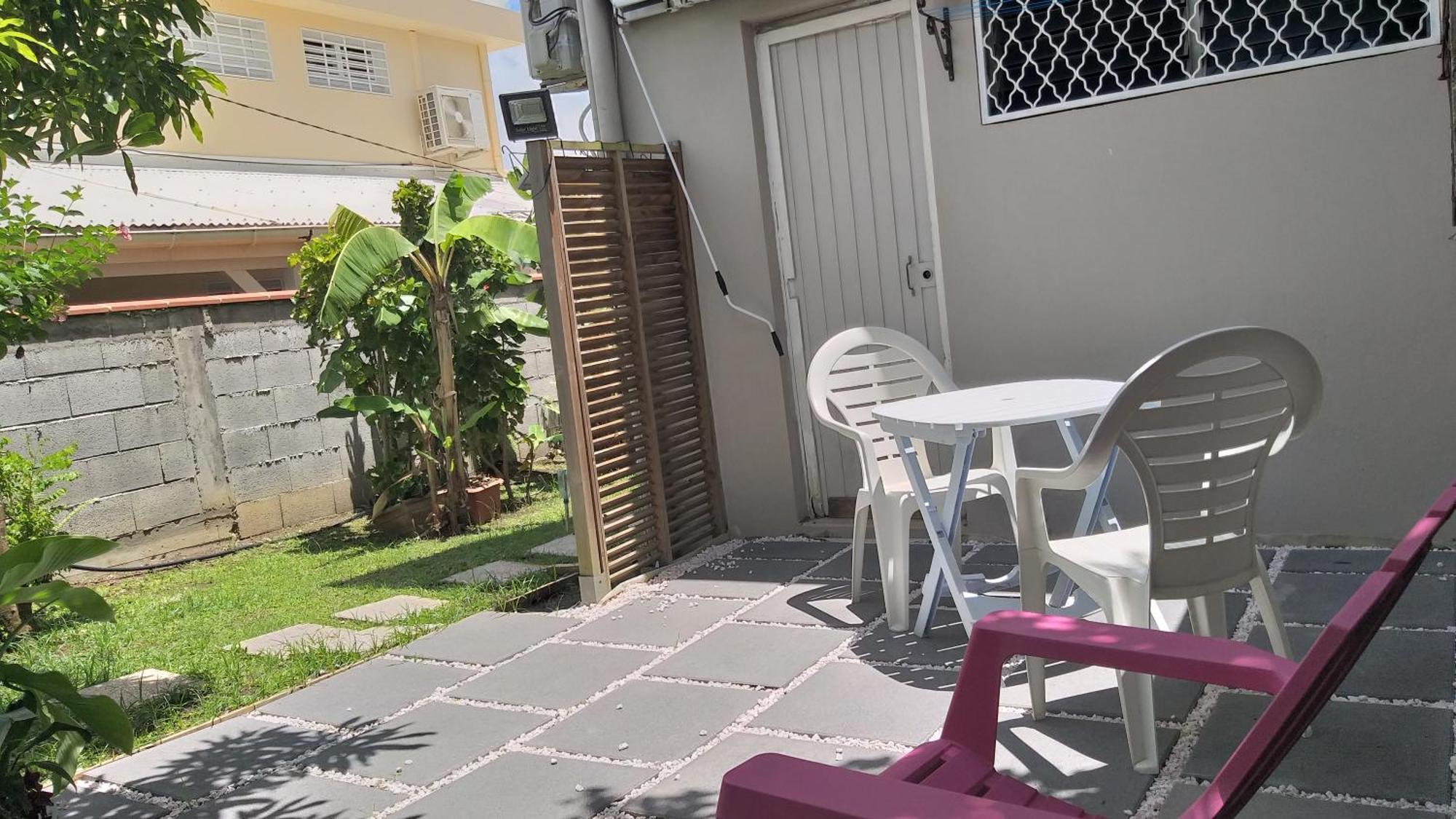 Agreable F2, Jardin, Garage, Fibre, Clim Ch Leilighet Fort-de-France Eksteriør bilde