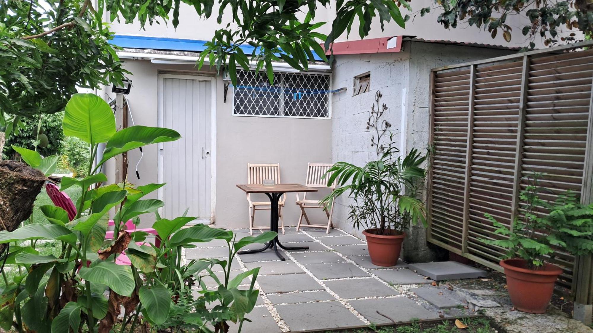Agreable F2, Jardin, Garage, Fibre, Clim Ch Leilighet Fort-de-France Eksteriør bilde
