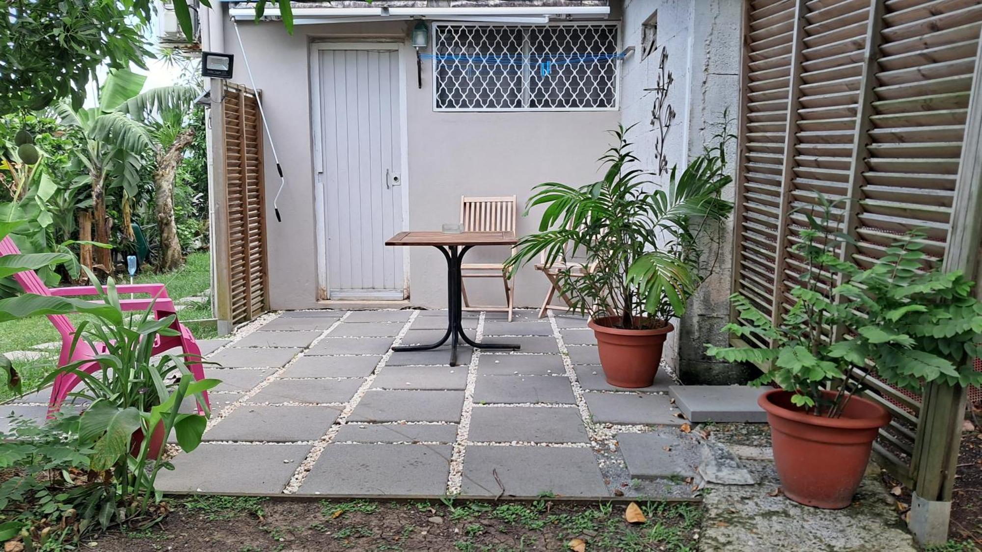 Agreable F2, Jardin, Garage, Fibre, Clim Ch Leilighet Fort-de-France Eksteriør bilde